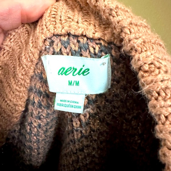 American Eagle Aerie Women’s crew neck leopard print sweater - Picture 2 of 6